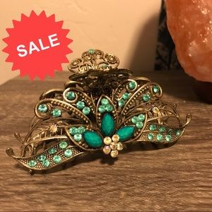 ‼️4/$15‼️ Vintage hair clip